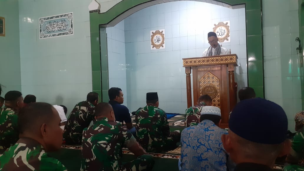 Khotbah Jumat di Masjid At Taqwa Korem 073/Makutarama, â€œMensyukuri Nikmat Kemerdekaanâ€